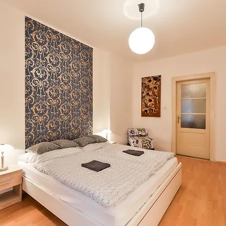Family 4 10 Mins From Old Town Center *