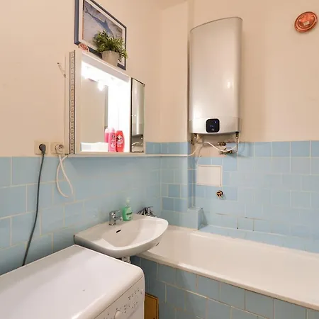 Family 4 10 Mins From Old Town Center *